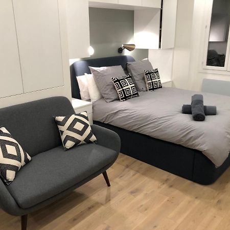 Studio Design Proche Champs-Elysees Paris Eksteriør billede
